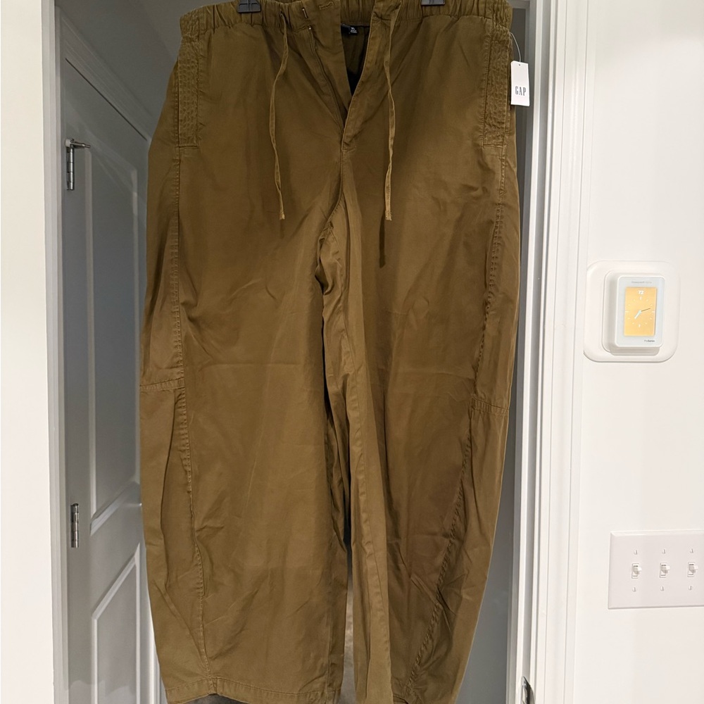 Gap Women’s Barrel Pants